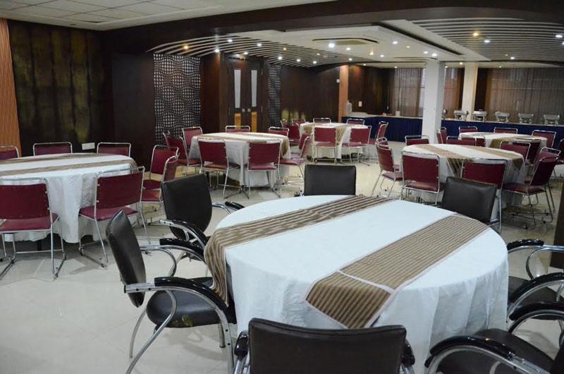 Hotel Wti Airport Grand Delhi Nueva Delhi Exterior foto