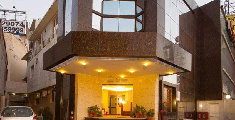 Hotel Wti Airport Grand Delhi Nueva Delhi Exterior foto