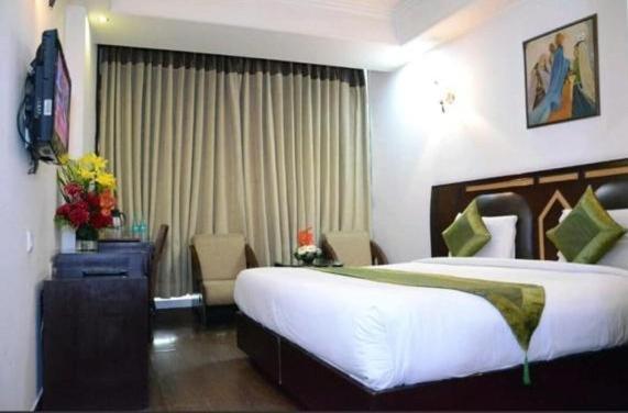 Hotel Wti Airport Grand Delhi Nueva Delhi Exterior foto