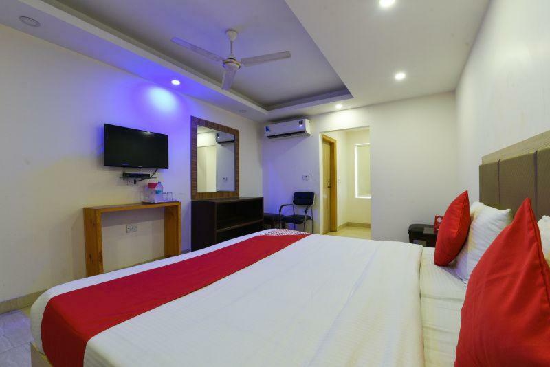 Hotel Wti Airport Grand Delhi Nueva Delhi Exterior foto